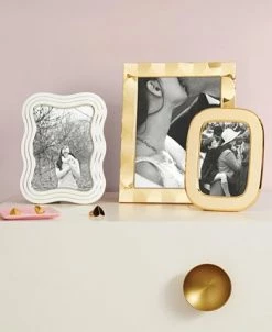 Kate Spade New York South Street Oval Frame, 4 X 6 -Kate Spade Shop 23201707 fpx